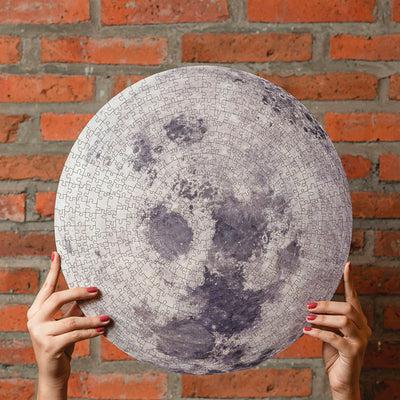 Round Wooden Puzzle "MOON"